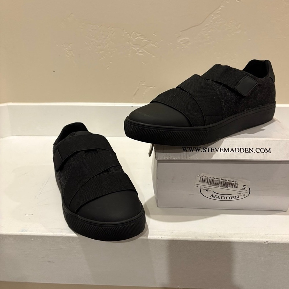 Steve Madden Black Slip-On Sneakers